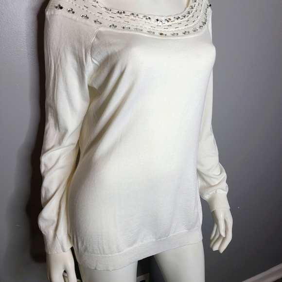 White Sweater Brand New With Tags sz XL - Picture 8 of 11